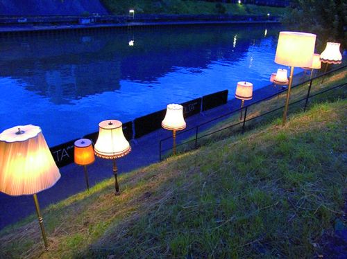 Neulicht am See Neulicht am See - ein nachtaktives internationales Kunstprojekt am Maschsee