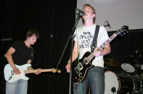 Fibre Fibre, Gewinner des Newcomer-Festivals 2009